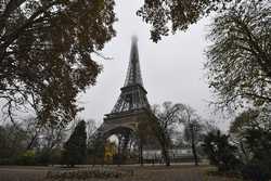 PARIS - TURNUL EIFFEL