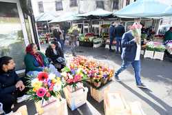 BUCURESTI - PIATA DE FLORI &#039;GEORGE COSBUC&#039;