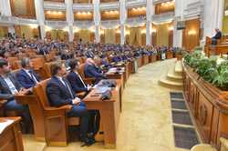 PARLAMENT - SEDINTA SOLEMNA - MARCARE ADERARE ROMANIA LA NATO