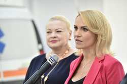 BUCURESTI - VIZITA GABRIELA FIREA - SPITALUL DE REUMATOLOGIE &#039;ION STOIA&#039;