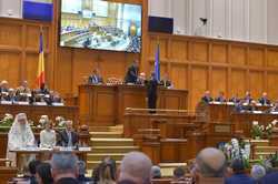 PARLAMENT - SEDINTA SOLEMNA - DEPUNERE JURAMANT - KLAUS IOHANNIS