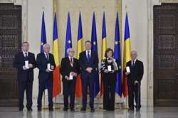 PALATUL COTROCENI - CEREMONIE DECORARE - KLAUS IOHANNIS