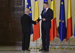 PALATUL COTROCENI - CEREMONIE DECORARE - KLAUS IOHANNIS