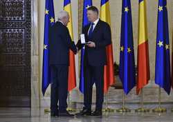 PALATUL COTROCENI - CEREMONIE DECORARE - KLAUS IOHANNIS