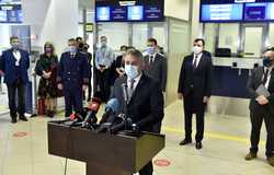 BUCURESTI - INAUGURARE SISTEM AUTOMAT DE VERIFICARE A DOCUMENTELOR DE CALATORIE IN AEROPORTURI - INSPECTORATUL GENERAL AL POLITIEI DE FRONTIERA