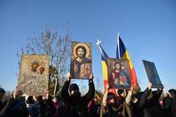 BUCURESTI - PROTEST - &#039;SPUNEM NU VACCINARII FORTATE&#039;