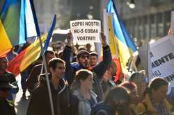 BUCURESTI - PROTEST IMPOTRIVA RESTRICTIILOR INSTITUITE IN CONTEXTUL PANDEMIEI DE COVID-19