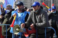 BUCURESTI - PROTEST - SINDICATE DIN INDUSTRIA ALUMINIULUI