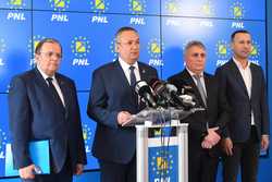 BUCURESTI - DEPUNERE CANDIDATURA LA PRESEDINTIA PNL - NICOLAE CIUCA