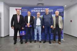 BUCURESTI - CSA STEAUA - &#039;CAMPIONII SEMICERCULUI STELIST&#039;