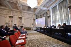 BUCURESTI - CONFERINTA - EXPERT FORUM - AMBASADA POLONIEI