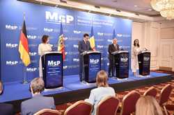 BUCURESTI - CONFERINTA MINISTERIALA A PLATFORMEI DE SPRIJIN PENTRU REPUBLICA MOLDOVA