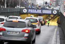 BUCURESTI - TRAFIC RESTRICTIONAT - PASAJUL UNIRII