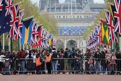 LONDRA - INCORONARE - REGELE CHARLES AL III-LEA