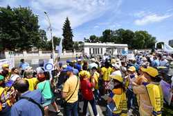 BUCURESTI - PROTEST - SINDICATE DIN INVATAMANT