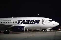 OTOPENI - AVION TAROM