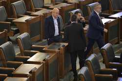 SENAT - SEDINTA IN PLEN