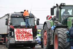 CENTURA CAPITALEI - PROTEST - TRANSPORTATORI - FERMIERI