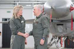 BORCEA - SOSIRE AERONAVE F-16 - CENTRUL EUROPEAN DE INSTRUIRE