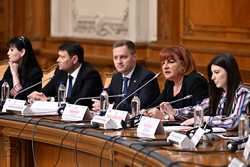 BUCURESTI - CEREMONIE DESCHIDERE - PROIECT &#039;GROWTH - INVESTIM IN VIITOR&#039;