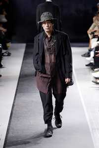 FRANCEPARISFASHION WEEKYOHJI YAMAMOTO