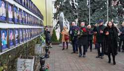 CERNAUTI - CEREMONIE DEPUNERI DE COROANE - MEMORIA VICTIMELOR RAZBOIULUI