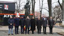 CERNAUTI - CEREMONIE DEPUNERI DE COROANE - MEMORIA VICTIMELOR RAZBOIULUI