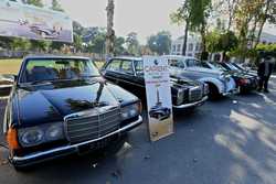 PAKISTAN VINTAGE CAR SHOW