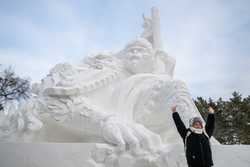 CHINAHEILONGJIANGHARBINSNOW SCULPTURE EXPOTRIAL OPENING CN