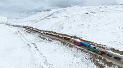 Xinhua Headlines Highaltitude highways pave way for prosperity in Chinas ethnic minority areas