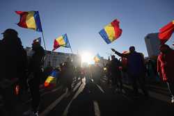 PIATA VICTORIEI - PROTEST - SUSTINATORI AI LUI CALIN GEORGESCU