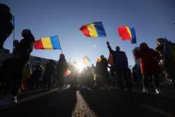 PIATA VICTORIEI - PROTEST - SUSTINATORI AI LUI CALIN GEORGESCU