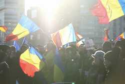 PIATA VICTORIEI - PROTEST - SUSTINATORI AI LUI CALIN GEORGESCU