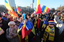 PIATA VICTORIEI - PROTEST - SUSTINATORI AI LUI CALIN GEORGESCU