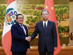 CHINABEIJINGZHAO LEJICONGRESS OF PERUPRESIDENTTALKS CN