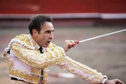 COLOMBIA BULLFIGHTING