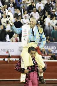 COLOMBIA BULLFIGHTING