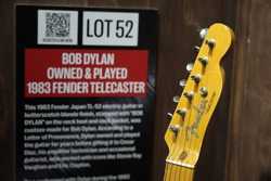 USA BOB DYLAN COLLECTABLES AUCTION