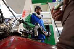 PAKISTAN ECONOMY PETROL PRICE