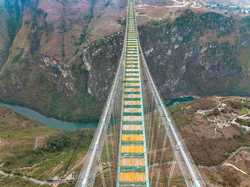 Focus China completes main structure of worlds tallest bridge