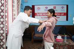 NEPALKATHMANDUCHINESE MEDICAL TEAMORPHANHEALTH CHECKUP