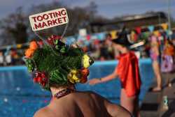 BRITAIN PHOTO SET COLD WATER SWIMMING