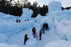 USA ICE CASTLE