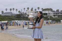 SPAUSTRALIAMELBOURNETENNISAUSTRALIAN OPENTROPHY