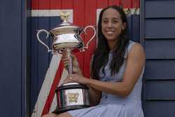 SPAUSTRALIAMELBOURNETENNISAUSTRALIAN OPENTROPHY