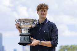 SPAUSTRALIAMELBOURNETENNISAUSTRALIAN OPENTROPHY