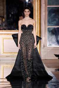 FRANCEPARISHAUTE COUTUREFASHION SHOWZUHAIR MURAD