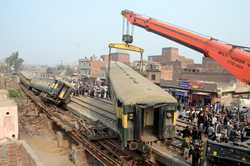 PAKISTAN TRAIN TRANSPORT ACCIDENT