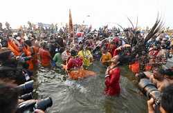 INDIA BELIEF KUMBH MELA