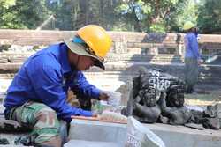 CAMBODIASIEM REAPTA PROHM TEMPLERESTORATION